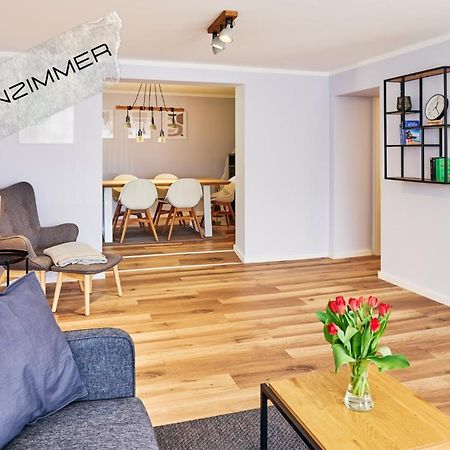 Grosszuegige Ferienwohnung Mit Terrasse Büsum Eksteriør billede